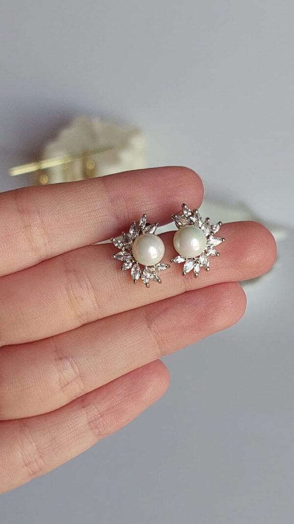 Sunny Pearls Small