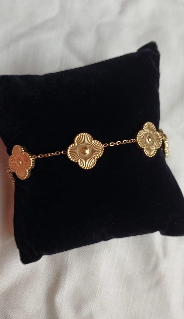 Gold Clover Bracelet