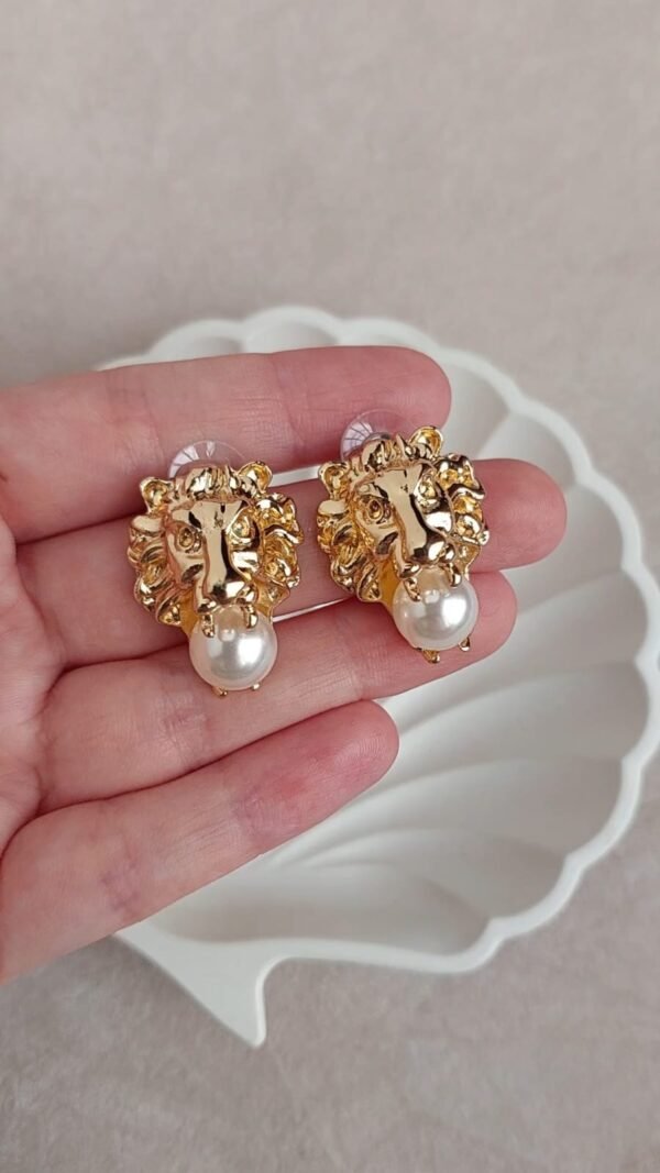 Lion Studs